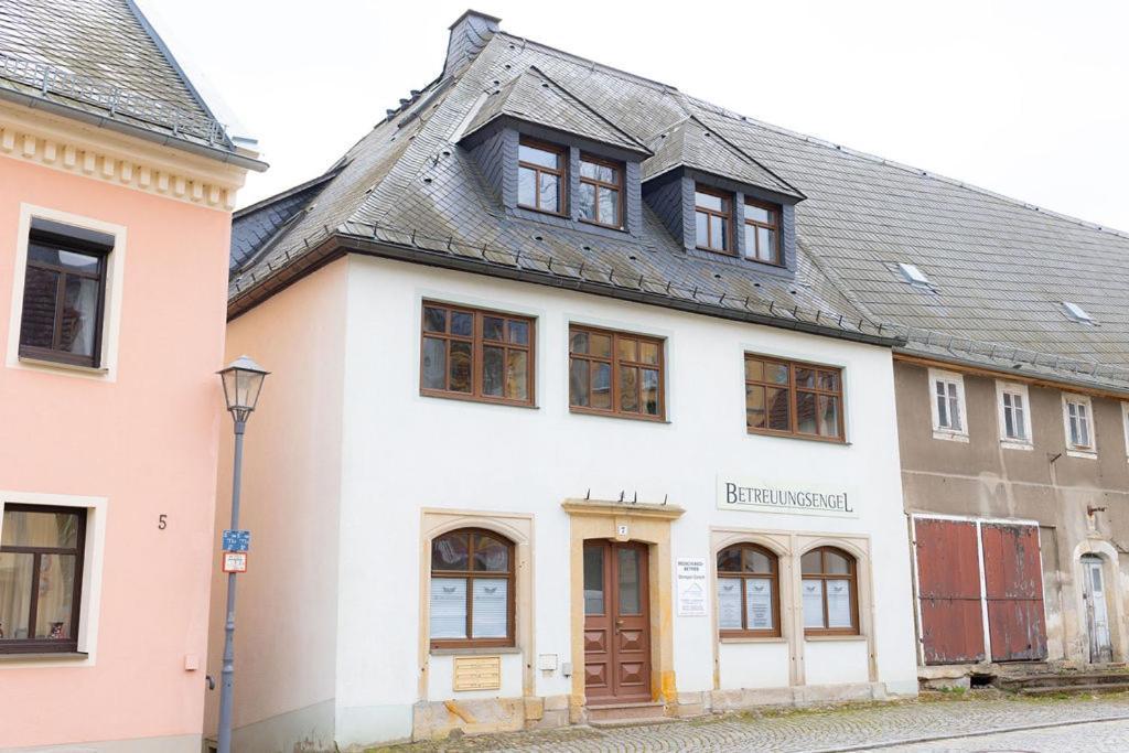 Ferienwohnung Nahe Schloss Kuckuckstein,Infrarotsauna, Hunde Liebstadt Exterior photo
